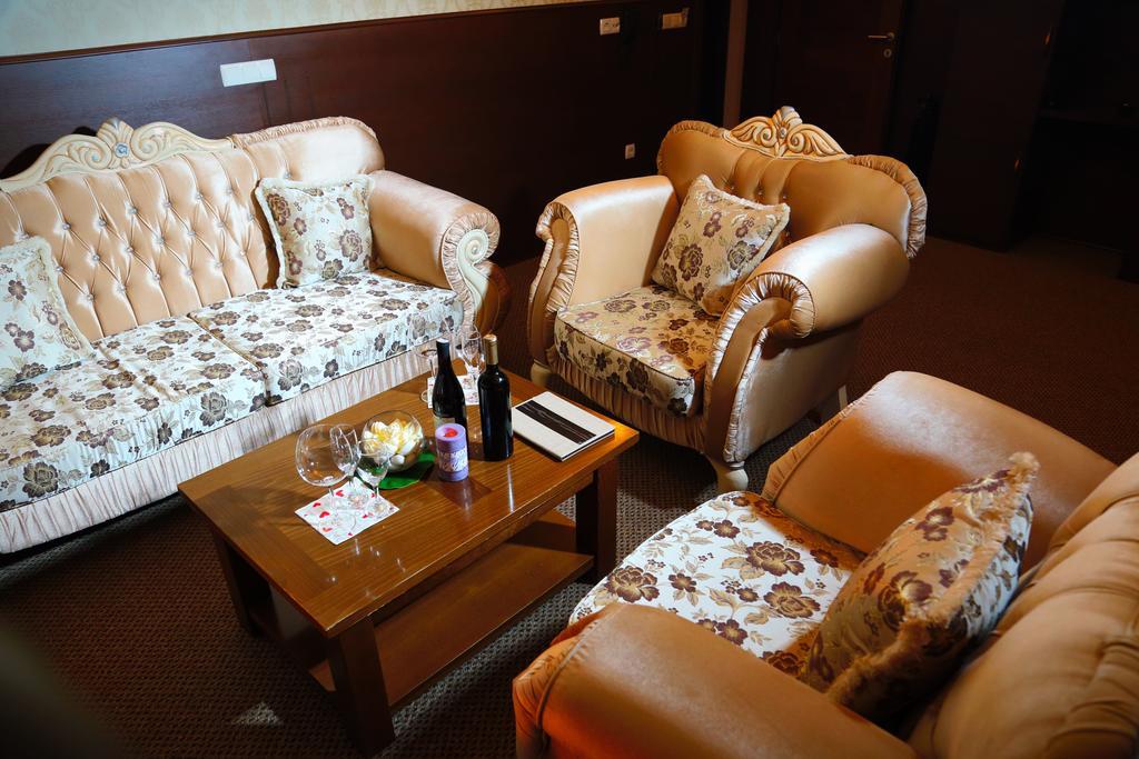 Hotel Ok Prizren Exterior photo